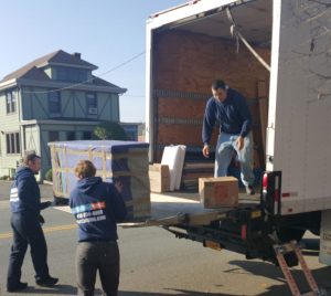 3-movers-working.jpg  